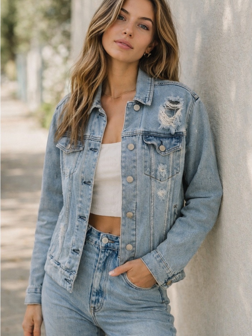 PacSun Light Washed Blue Distressed Denim Jacket Casual Layering Piece Sz Small - Picture 2 of 8